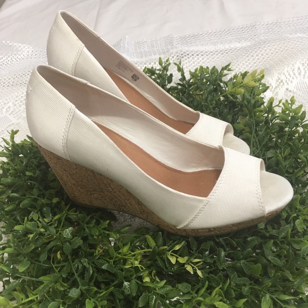 Toms White Wedges